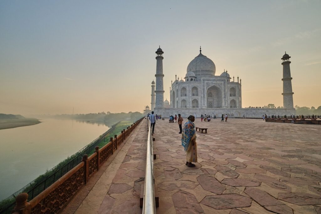 Sunrise Taj Mahal Tour From Delhi